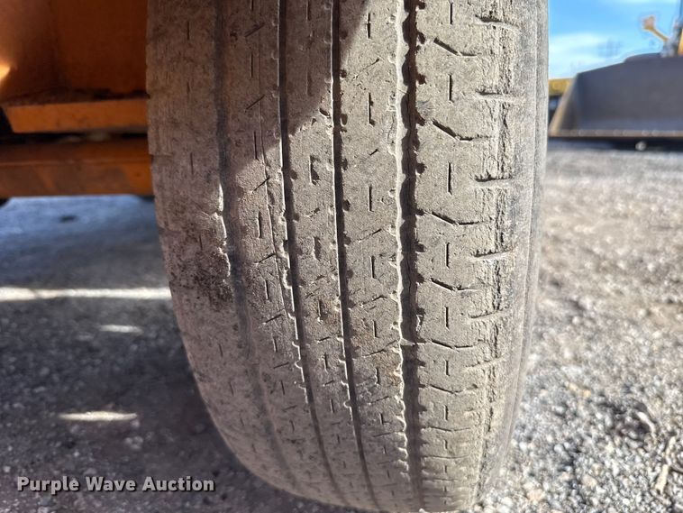 image for item DR1008 Rosco 4930 broom