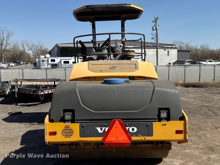 image for item DR1009 2016 Volvo DD110B double drum vibratory roller