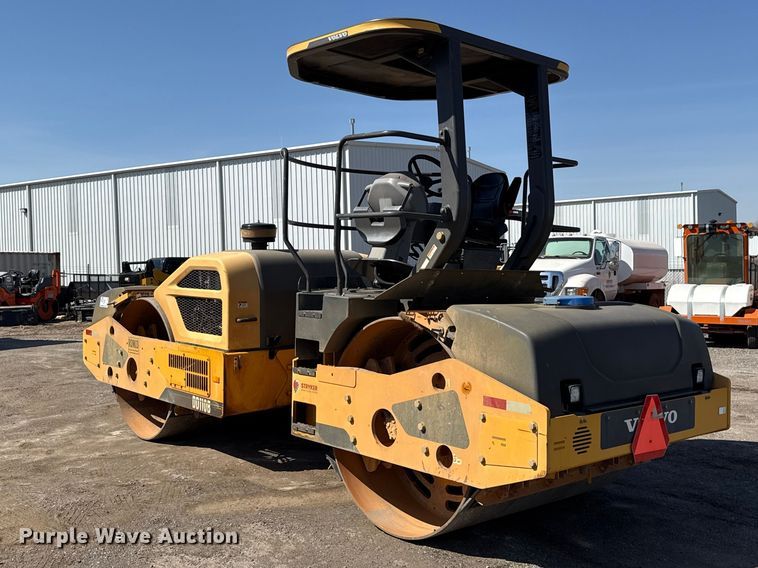 image for item DR1009 2016 Volvo DD110B double drum vibratory roller