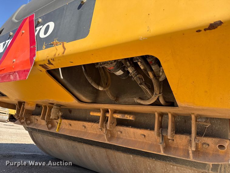 image for item DR1009 2016 Volvo DD110B double drum vibratory roller