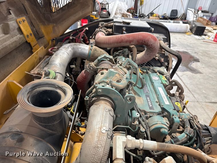 image for item DR1009 2016 Volvo DD110B double drum vibratory roller