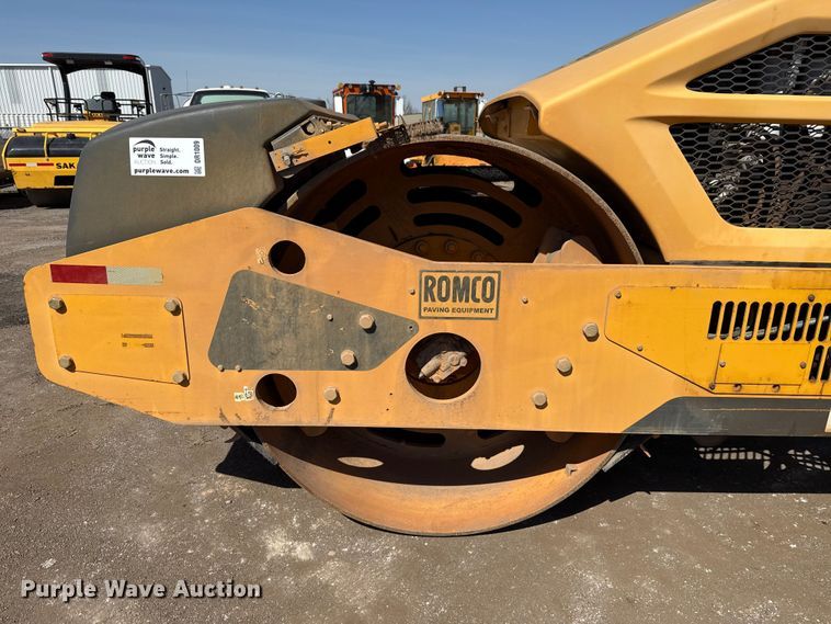 image for item DR1009 2016 Volvo DD110B double drum vibratory roller