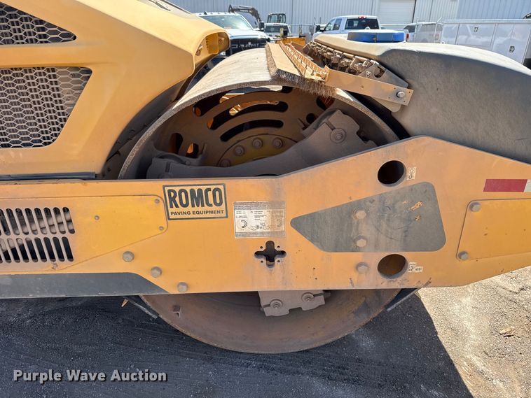 image for item DR1009 2016 Volvo DD110B double drum vibratory roller