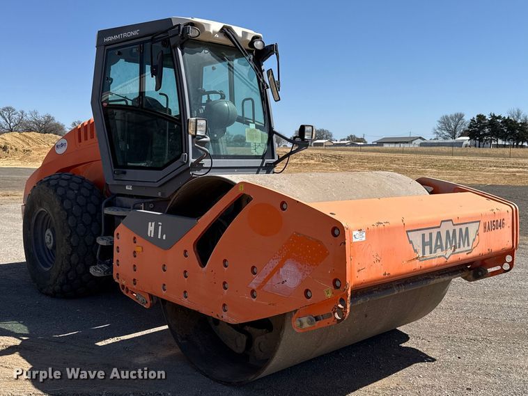 image for item DR1029 2015 Hamm H11i single drum vibratory roller