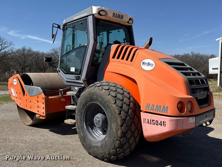 image for item DR1029 2015 Hamm H11i single drum vibratory roller