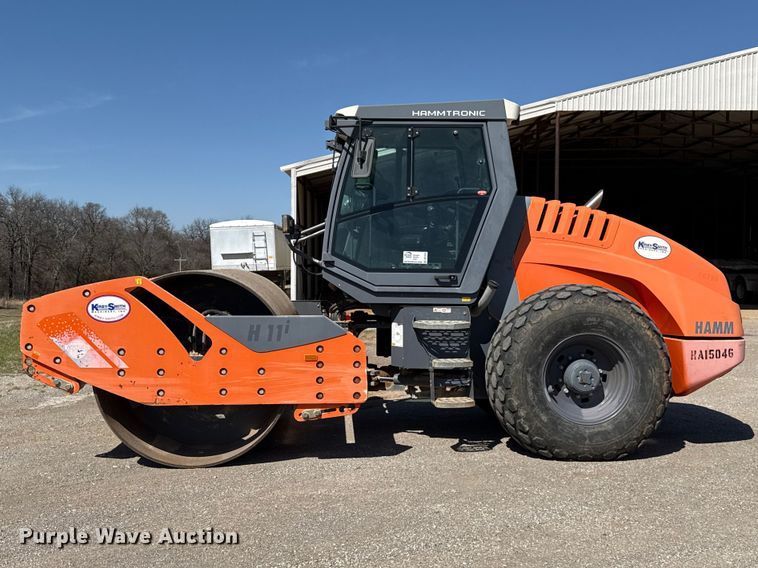 image for item DR1029 2015 Hamm H11i single drum vibratory roller