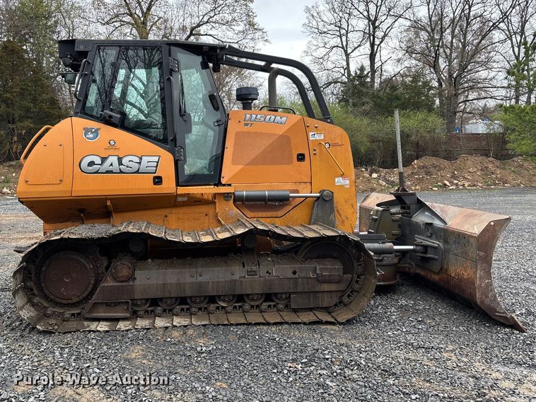 image for item DT0054 2016 Case 1150M dozer