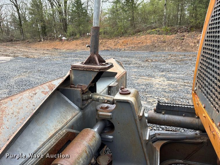 image for item DT0054 2016 Case 1150M dozer