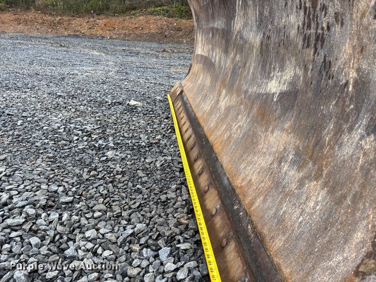 image for item DT0054 2016 Case 1150M dozer