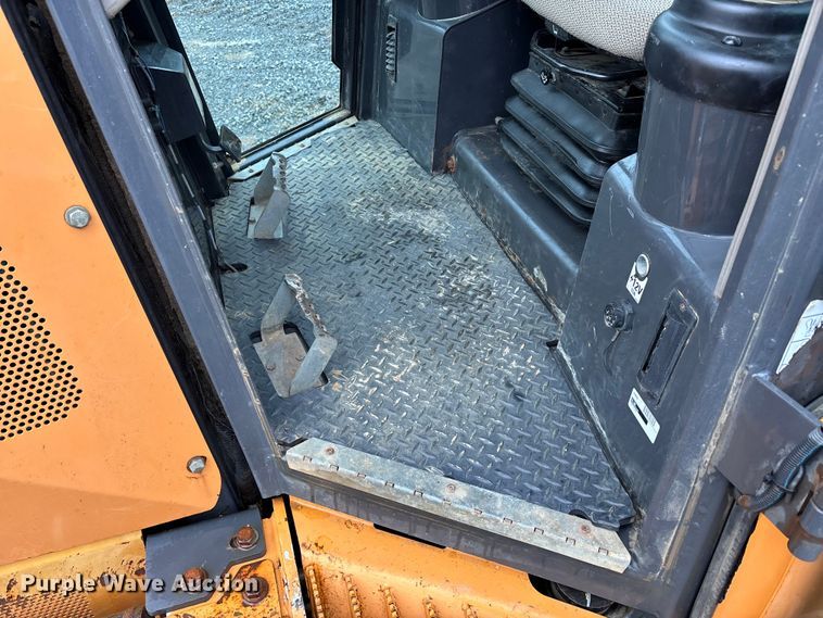 image for item DT0054 2016 Case 1150M dozer