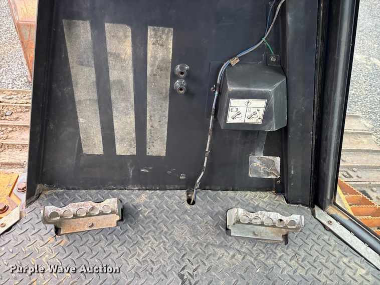 image for item DT0054 2016 Case 1150M dozer