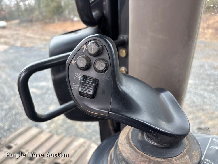 image for item DT0054 2016 Case 1150M dozer