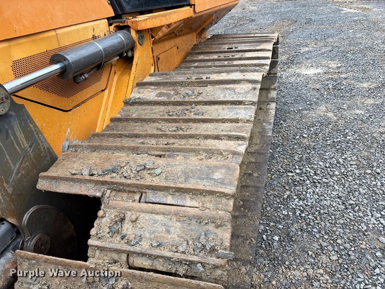 image for item DT0054 2016 Case 1150M dozer