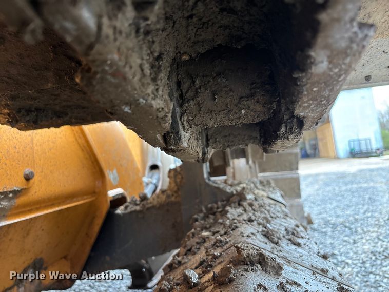 image for item DT0054 2016 Case 1150M dozer