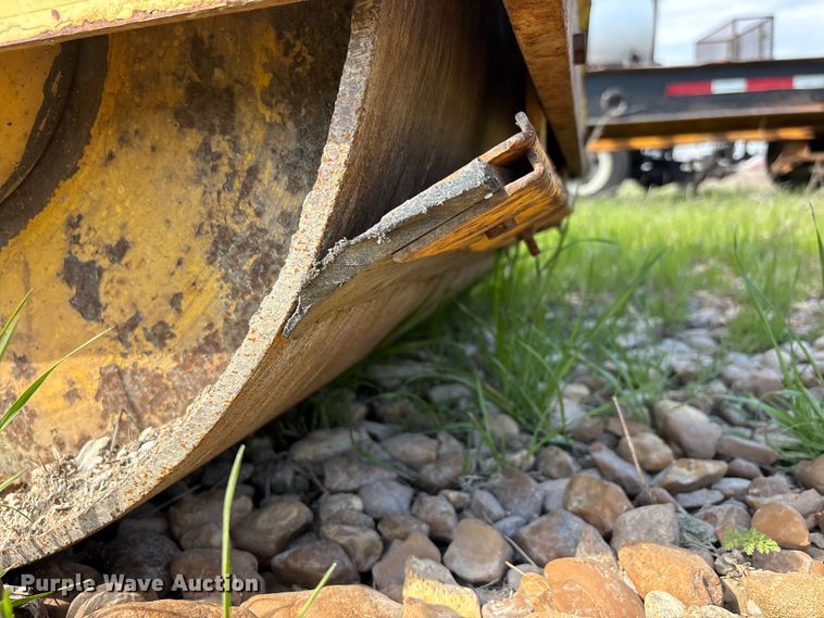 image for item DT0101 2003 Beuthling B100 double drum roller