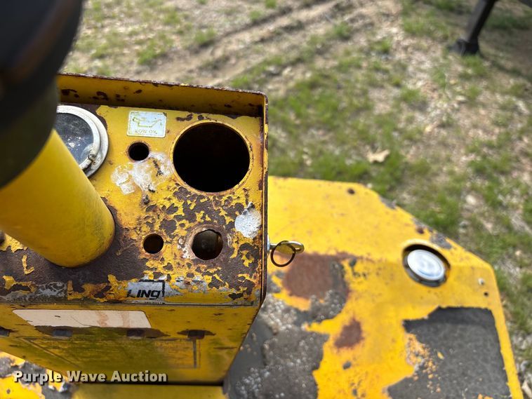 image for item DT0101 2003 Beuthling B100 double drum roller