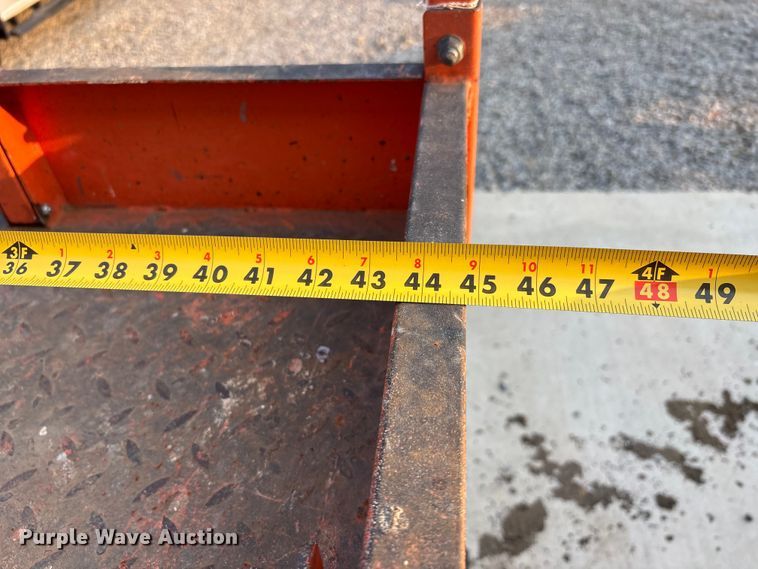 image for item DT0103 2013 JLG 3248RS scissor lift