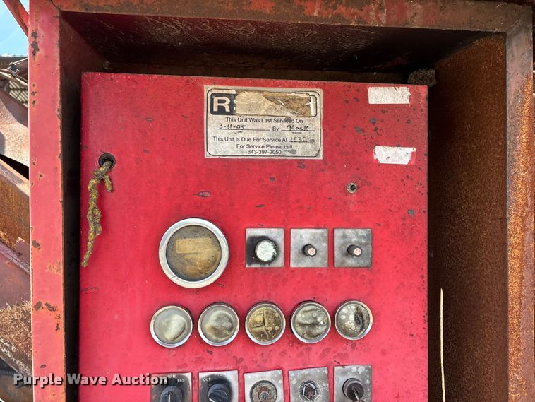 image for item DT0111 Rotochopper MC 156 horizontal grinder