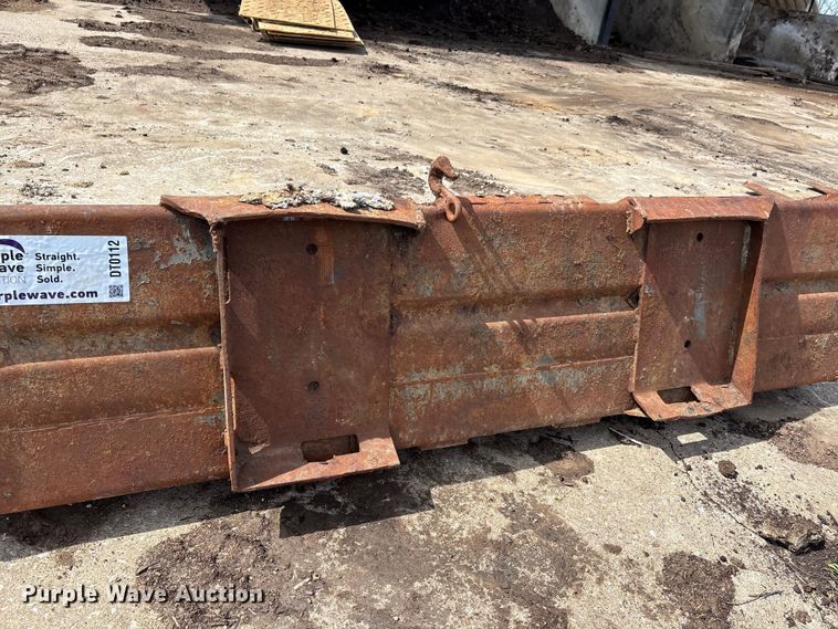 image for item DT0112 Skid steer attachments