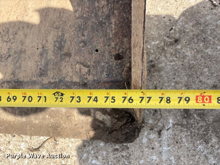 image for item DT0112 Skid steer attachments