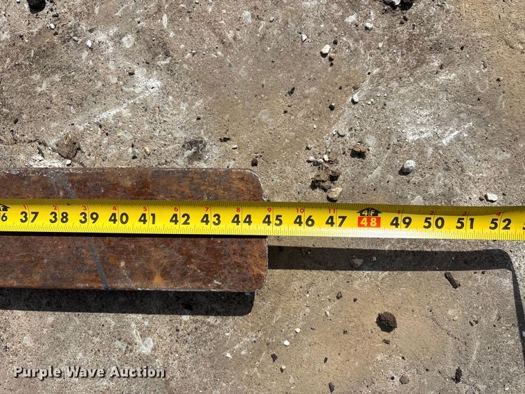 image for item DT0112 Skid steer attachments