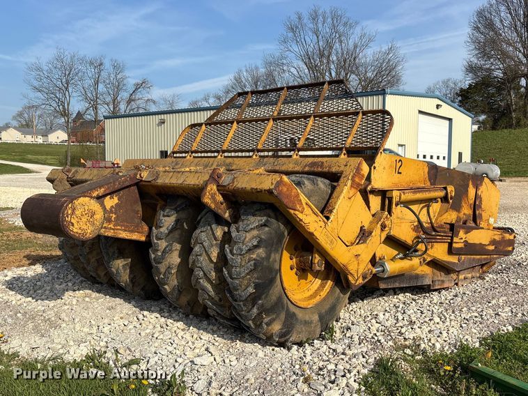 image for item DT0114 1995 Reynolds 14C scraper