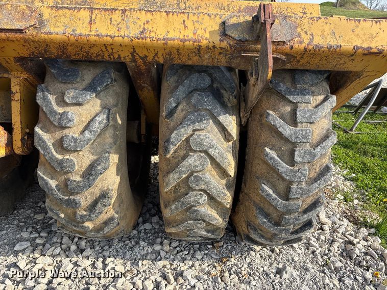 image for item DT0114 1995 Reynolds 14C scraper