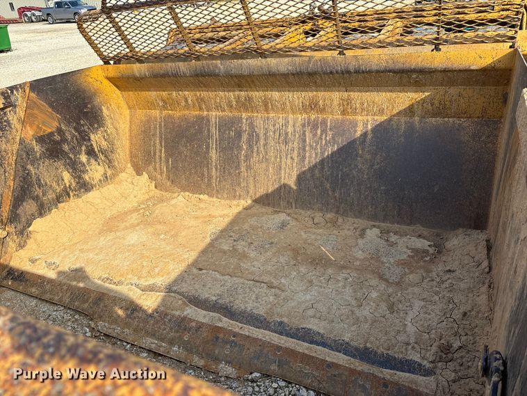 image for item DT0115 1995 Reynolds 14C scraper