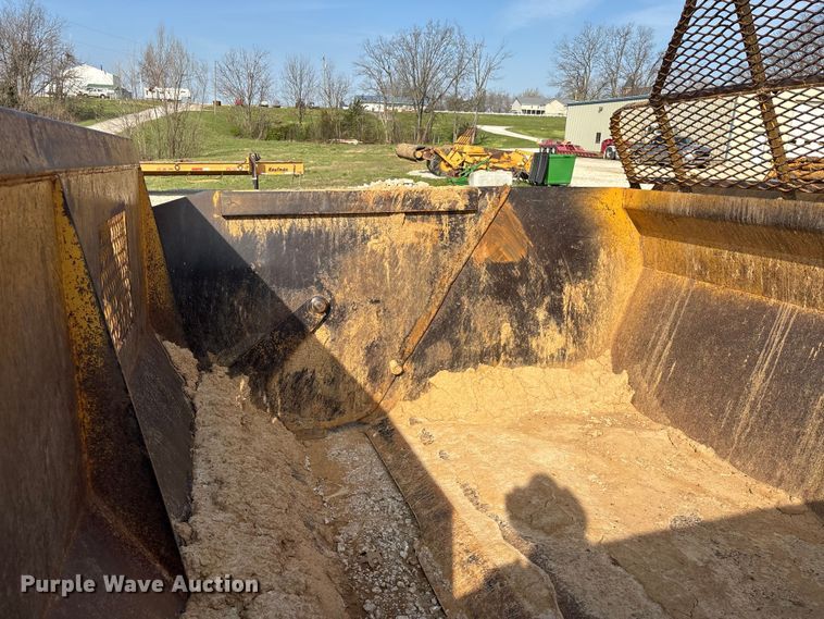 image for item DT0115 1995 Reynolds 14C scraper