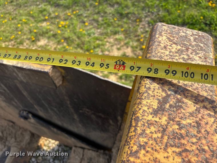 image for item DT0115 1995 Reynolds 14C scraper