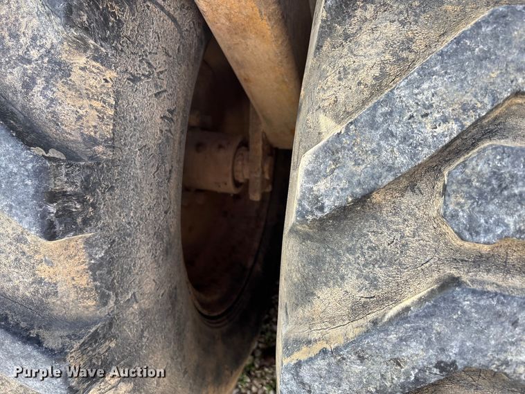 image for item DT0115 1995 Reynolds 14C scraper