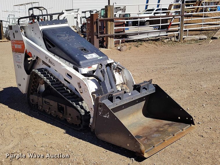 image for item DT0991 2018 Bobcat MT85 compact utility loader
