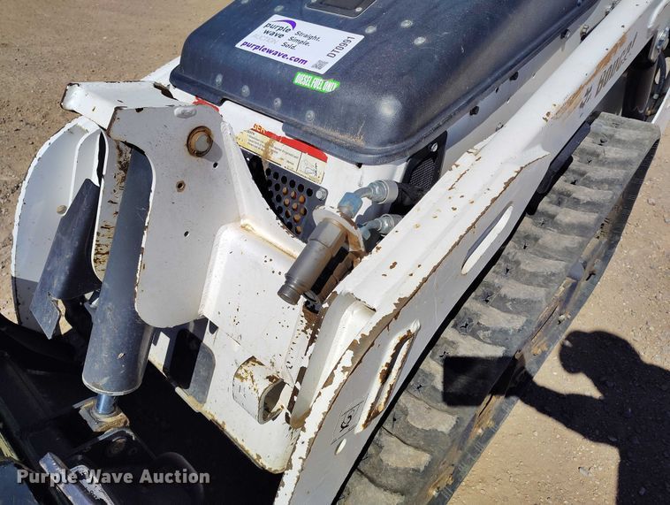 image for item DT0991 2018 Bobcat MT85 compact utility loader
