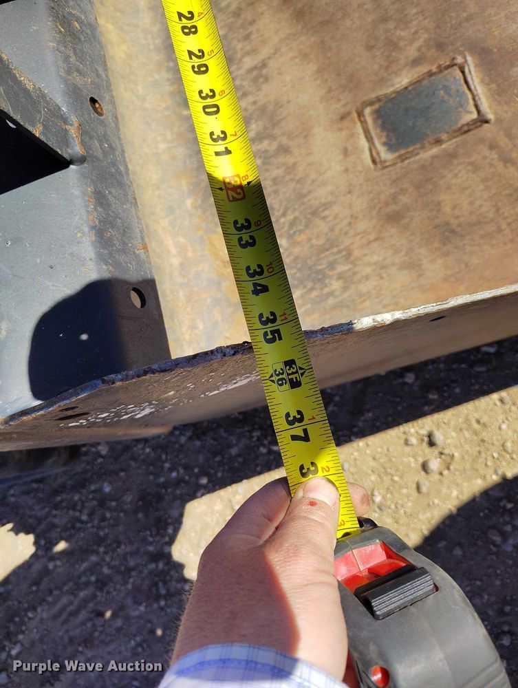 image for item DT0991 2018 Bobcat MT85 compact utility loader