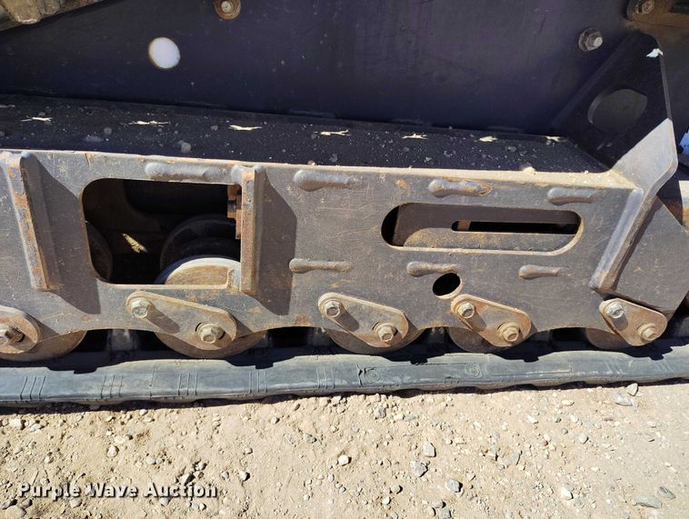 image for item DT0991 2018 Bobcat MT85 compact utility loader