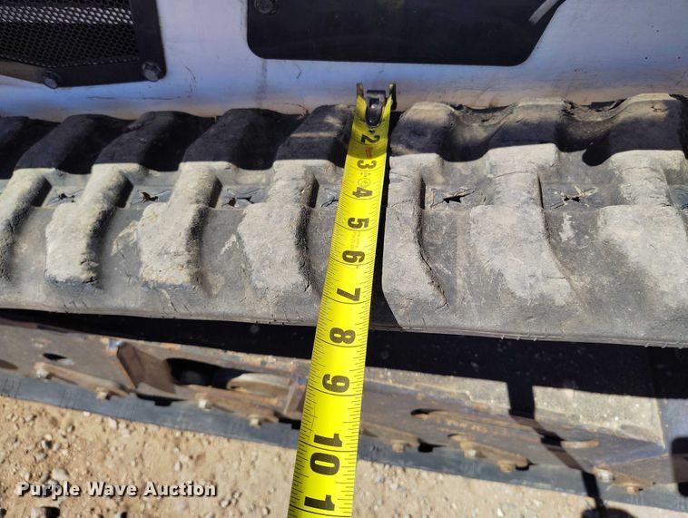 image for item DT0991 2018 Bobcat MT85 compact utility loader