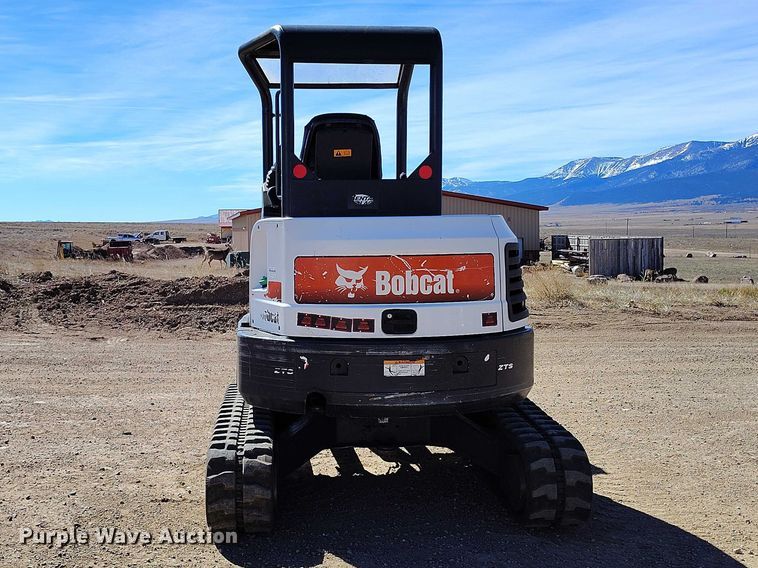 image for item DT0992 2013 Bobcat E35 mini excavator