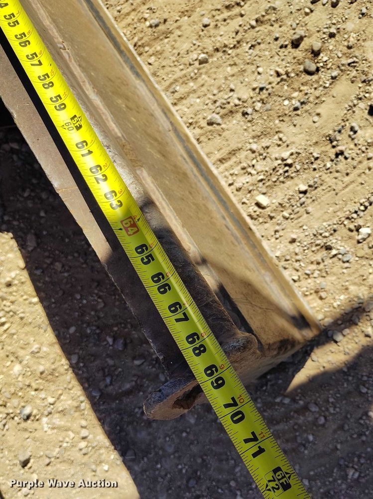 image for item DT0992 2013 Bobcat E35 mini excavator