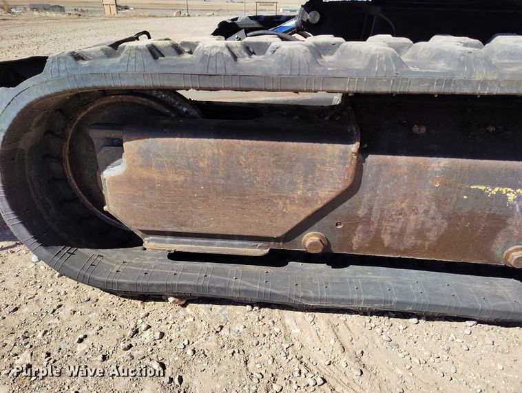 image for item DT0992 2013 Bobcat E35 mini excavator