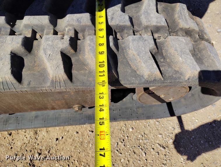 image for item DT0992 2013 Bobcat E35 mini excavator