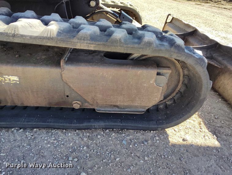 image for item DT0992 2013 Bobcat E35 mini excavator