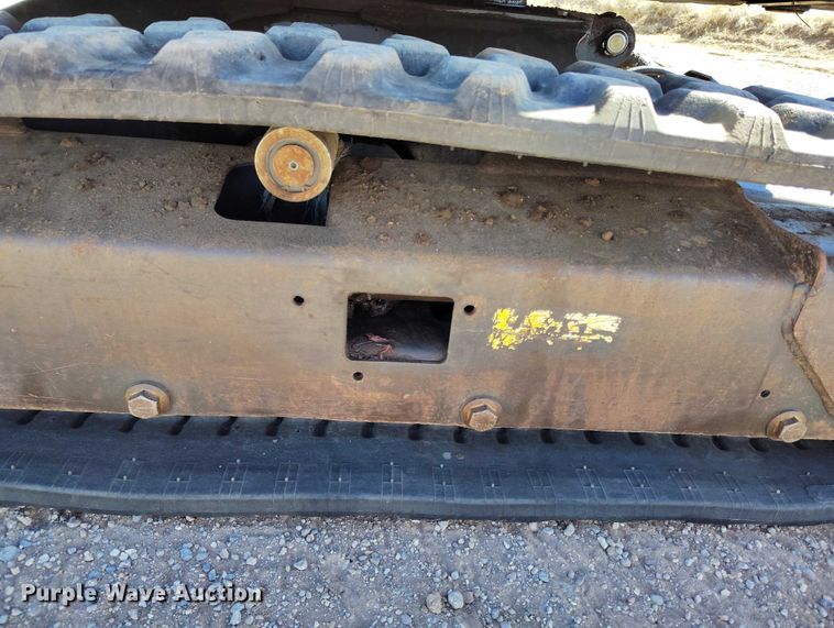 image for item DT0992 2013 Bobcat E35 mini excavator