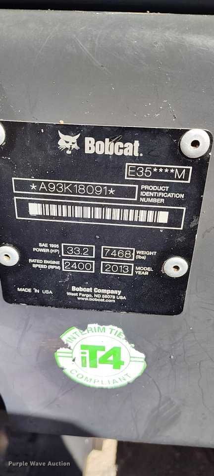 image for item DT0992 2013 Bobcat E35 mini excavator