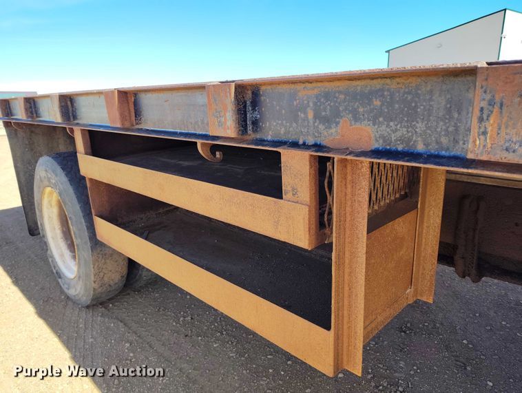 image for item DT0994 1996 Chevrolet Kodiak C7500  dump flatbed truck