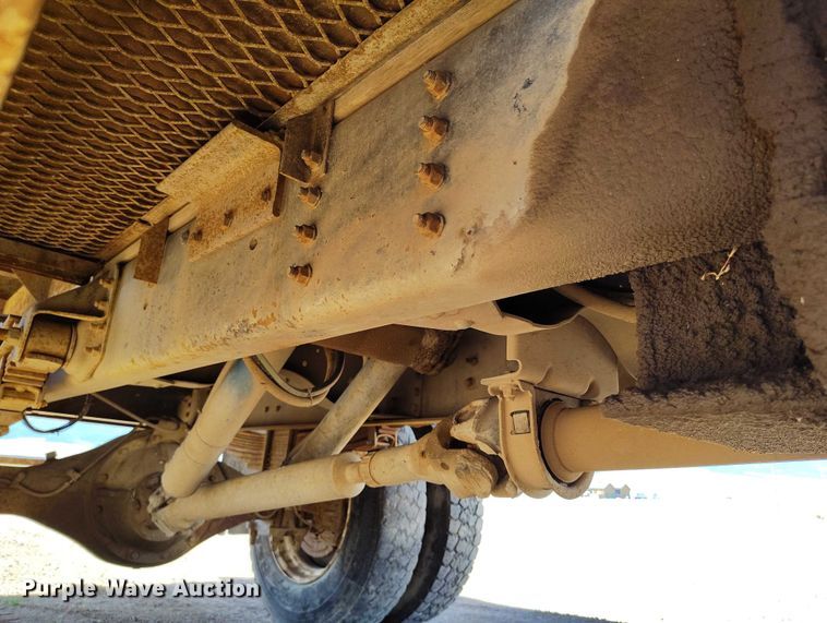 image for item DT0994 1996 Chevrolet Kodiak C7500  dump flatbed truck