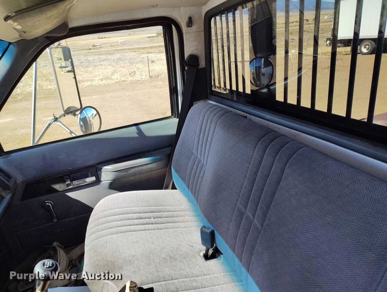 image for item DT0994 1996 Chevrolet Kodiak C7500  dump flatbed truck