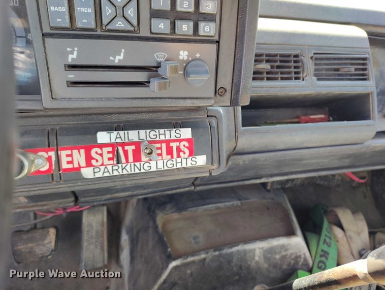 image for item DT0994 1996 Chevrolet Kodiak C7500  dump flatbed truck