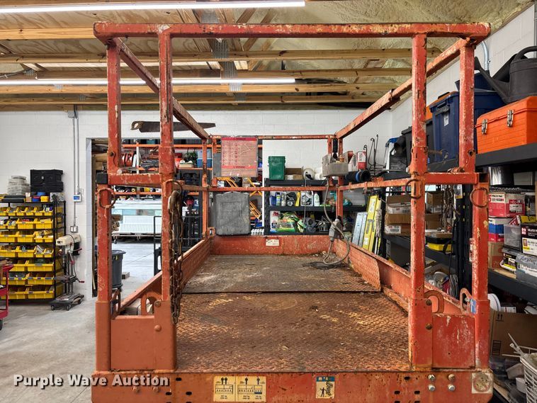 image for item DU0342 Skyjack SJ 4632 scissor lift