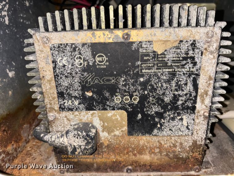 image for item DU0342 Skyjack SJ 4632 scissor lift