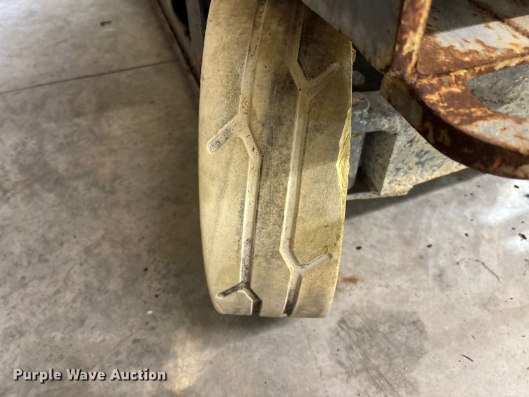 image for item DU0342 Skyjack SJ 4632 scissor lift